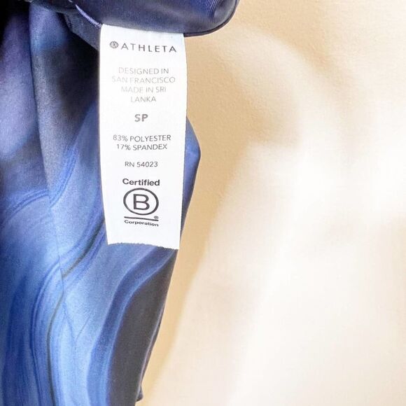 Athleta Womens Blue Black Accelerate Geode Activewear Cropped Leggings Size SP - Picture 5 of 7